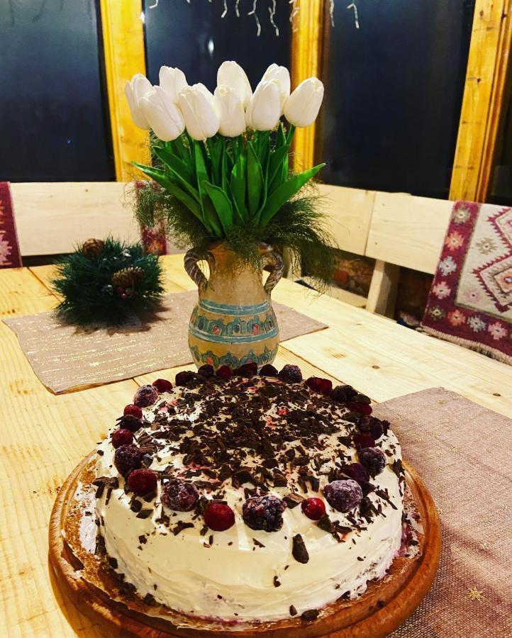 Konak Umoljani Buitenkant foto