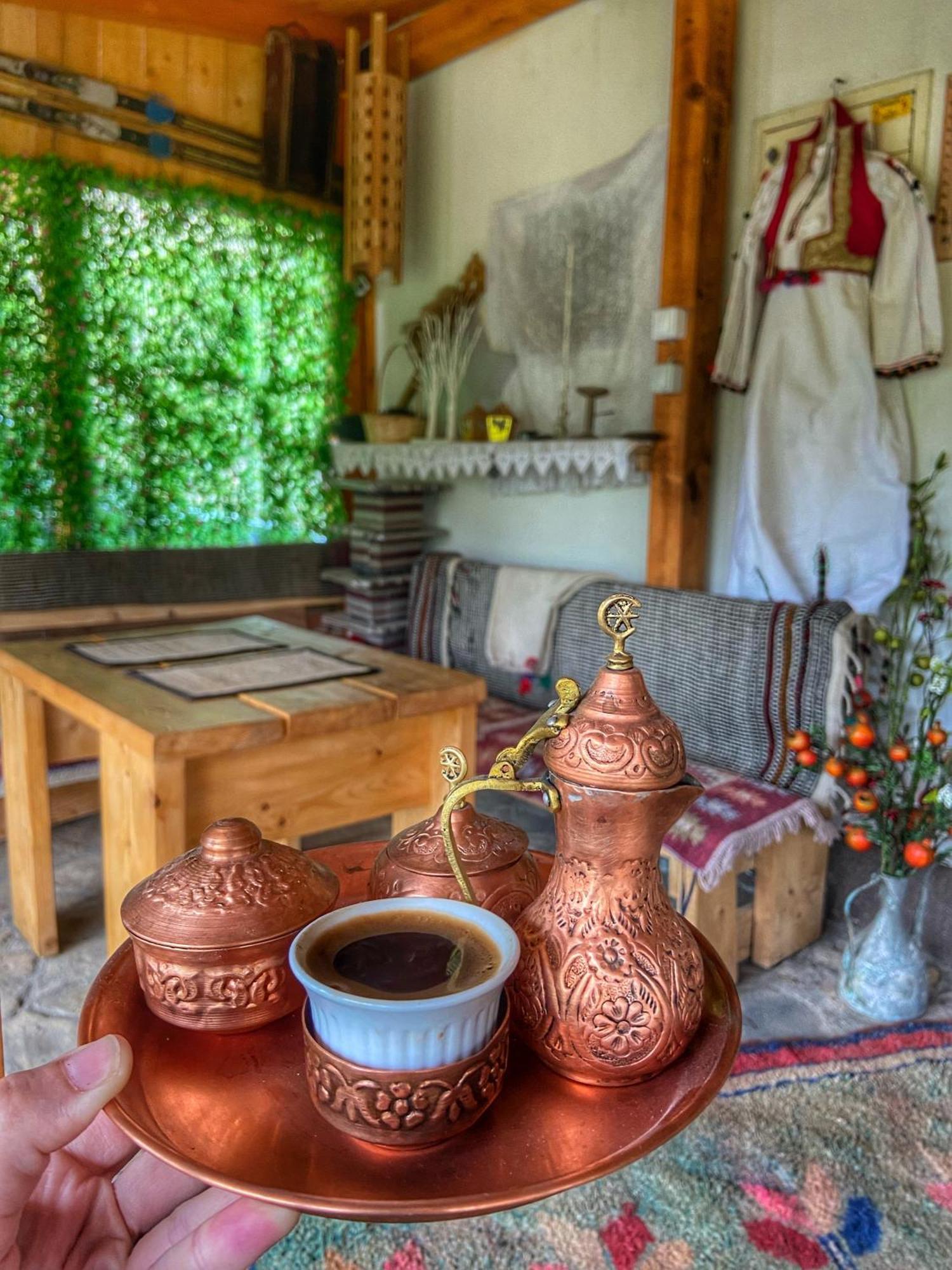 Konak Umoljani Buitenkant foto